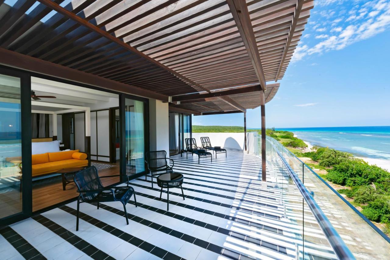 Spring Rises Ocean Eden Bay (Adults Only)酒店 外观 照片 The view from a suite at the Grand at Moon Palace